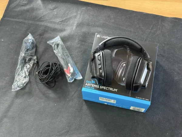 Logitech G933 Artemis Spectrum – bezprzewodowe słuchawki gamingowe 7.1